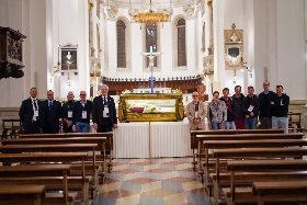 LA TECA ANTIVIBRAZIONI E IL FURGONE SPECIALE: FA TAPPA A PADOVA IL VIAGGIO STORICO DI SAN PIO X COORDINATO DA 593 STUDIO