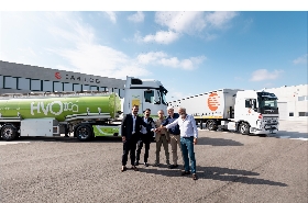 PARTNERSHIP TRA CAB LOG E COSTANTIN: SI VA VERSO LO STOP AL DIESEL, I CAMION RIFORNITI DI HVO